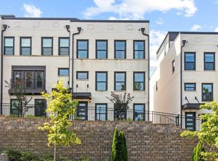 521 Whitlox Rd NW, Atlanta, GA 30318