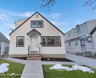 211 Beach Rd, Staten Island, NY, 10312