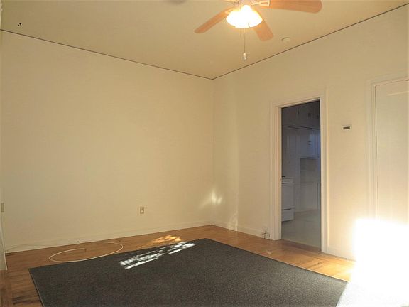 2nd image of 803 Smalley Ave APT 3
