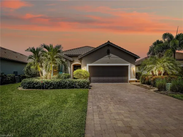 8477 Sevilla CT, NAPLES, FL 34114