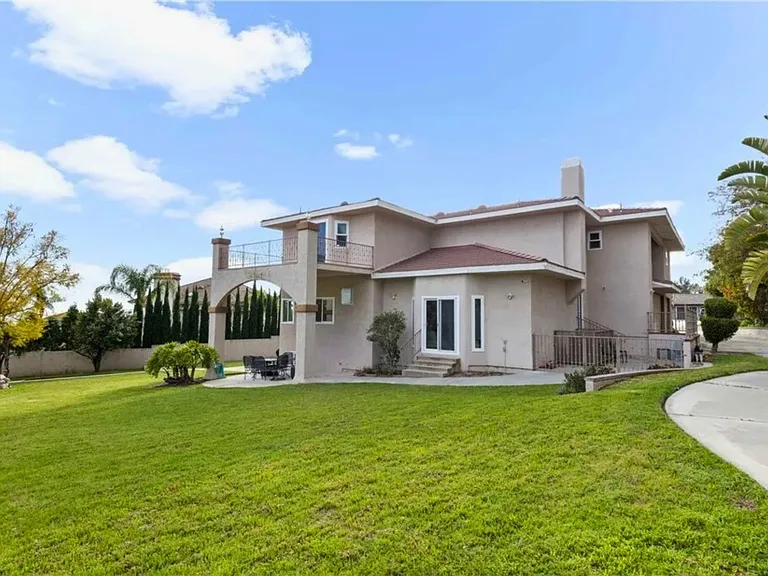 5075 Calypso Ct — Photo 26