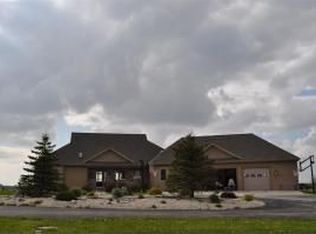 N8105 Madison Rd, Mayville, WI 53050