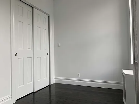 Rented by Compass | media 22