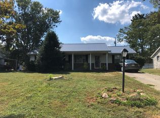 5102 Maple Grove Dr, Somerset, KY 42501