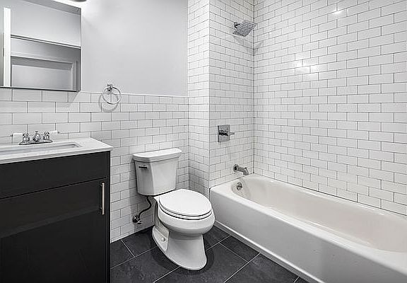 5th image of 473 W 125th St #3C