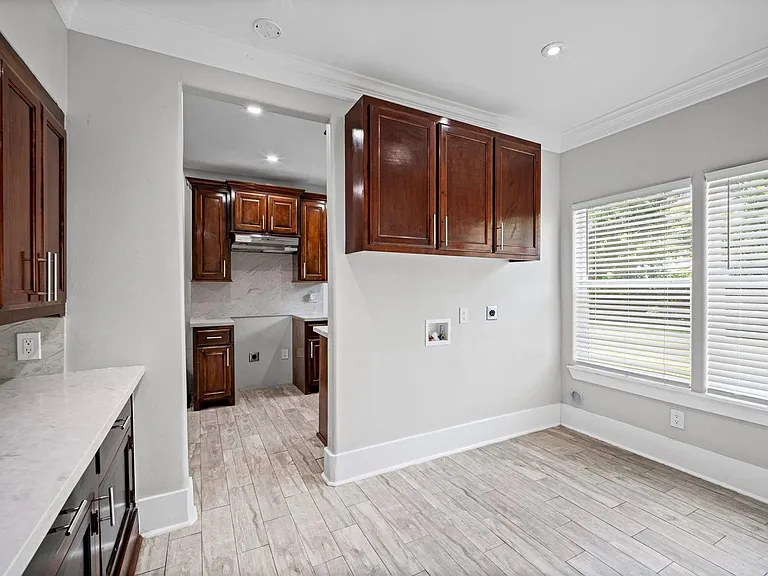 12430 Pecan Ct — Photo 8