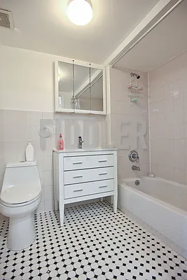 Rented by Fiddler Realty | media 35