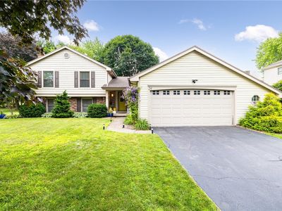 24 Pennicott Cir, Penfield, NY, 14526