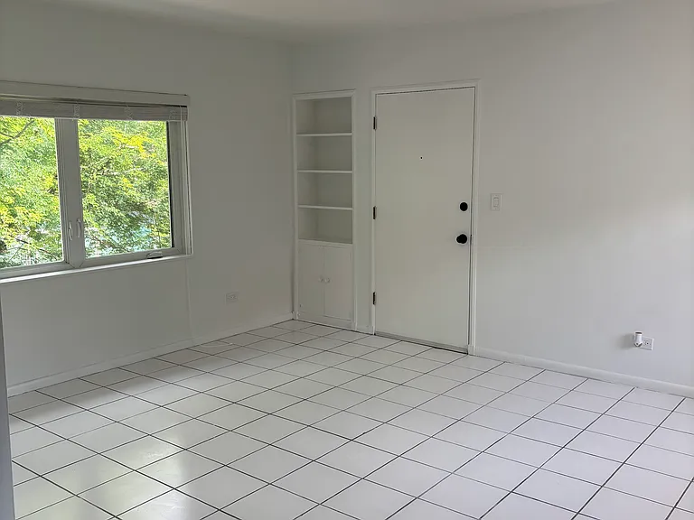 1825 Salzedo St #5 — Photo 2