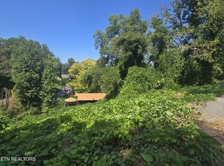 431 W Loop Rd, Gatlinburg, TN 37738