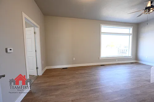 Floor plan 102