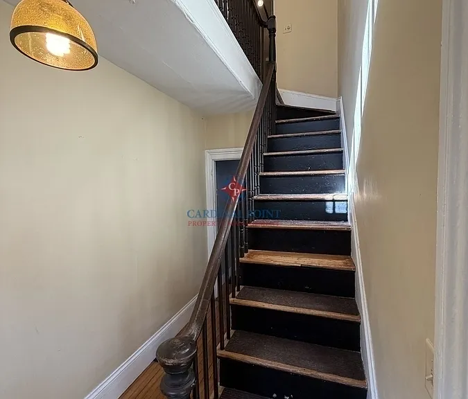37 Langdon St #2 — Photo 5