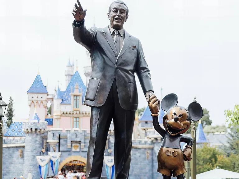 Statue of Walt Disney and Mickey Mouse at Disneyland Park Entrance