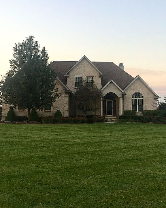 1st image of 37850 Mahogany Dr