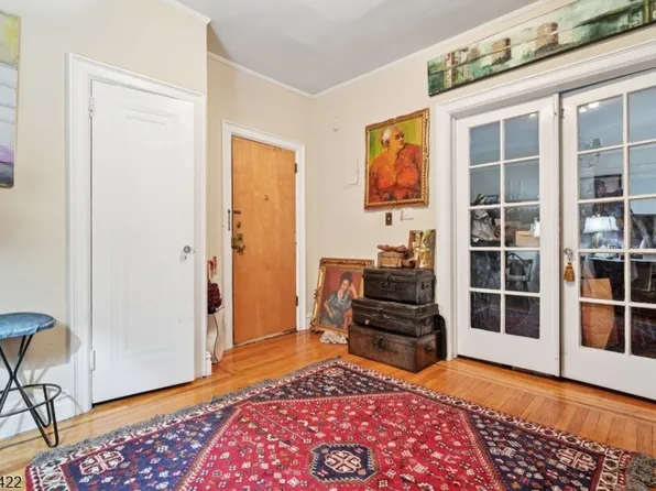 63 Sherman Pl #E 1, Jersey City, NJ 07307