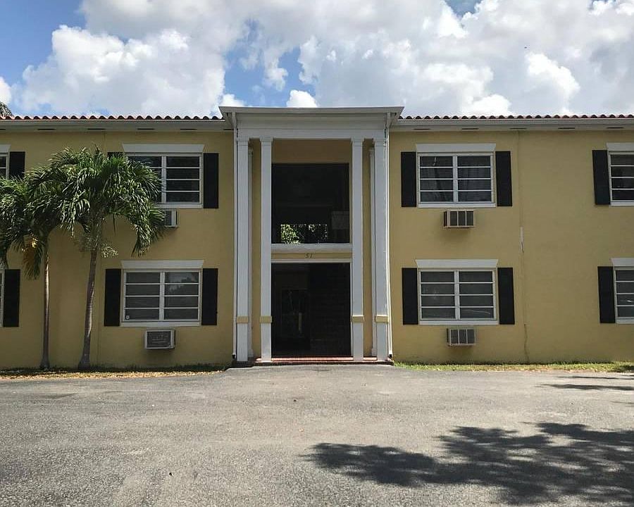 1st image of 51 Edgewater Dr APT 8