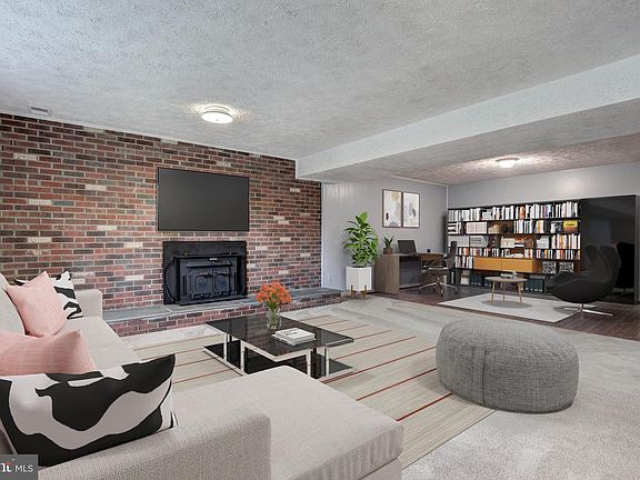 3rd image of 5001 Pylers Mill Ct