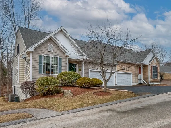 9 Summerfield Dr #8, South Grafton, MA 01560