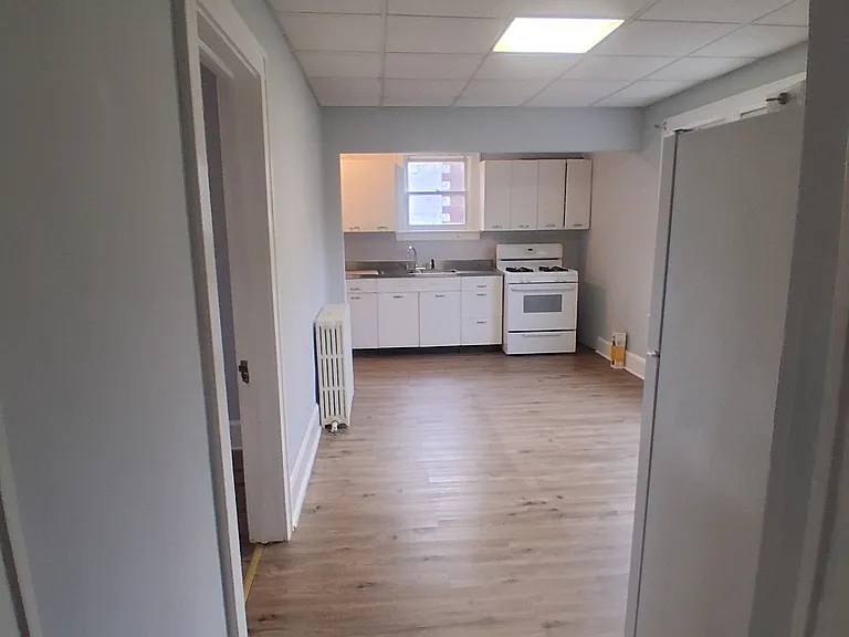 1765 Linwood Ave #1 — Photo 10