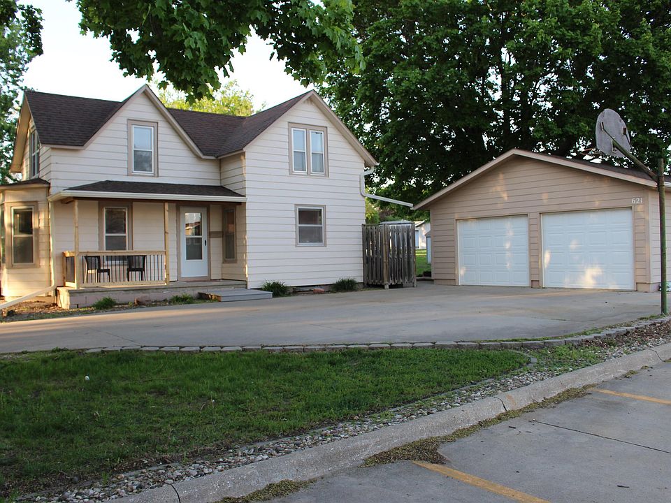 1st image of 621 Delaware Ave SW