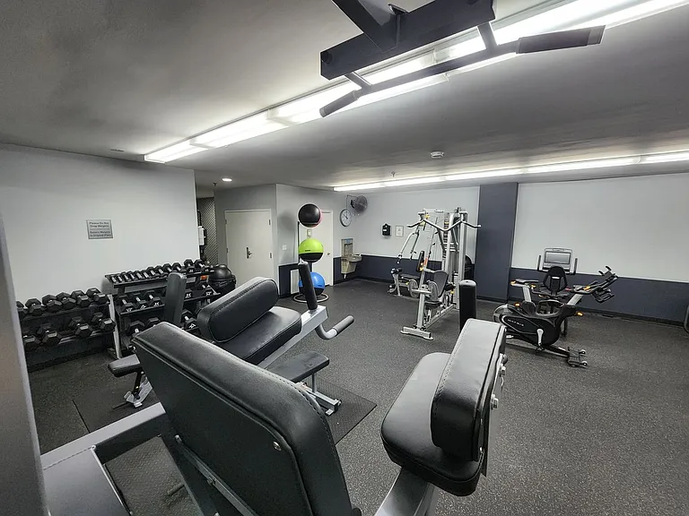 680 S Federal St #909 — Photo 16