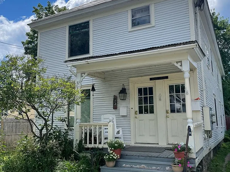17-19 Lafountain — Photo 11