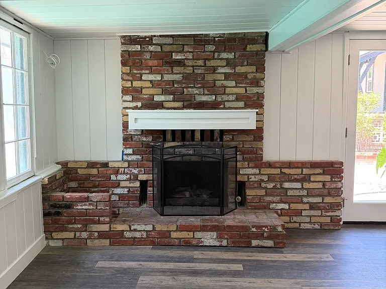 5425 Clark Ave — Photo 30