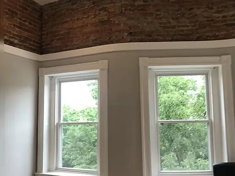 3002 N Calvert St — Photo 2
