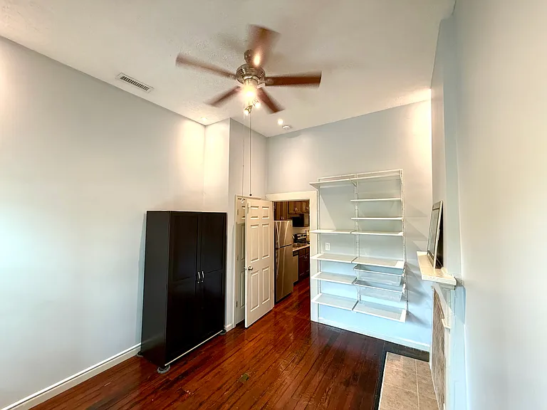 404 Main St E #VIEW OF MAIN ST — Photo 26