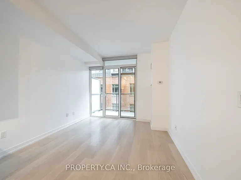 105 George St #303 — Photo 10