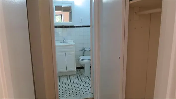 Rented by Lara Group | media 34