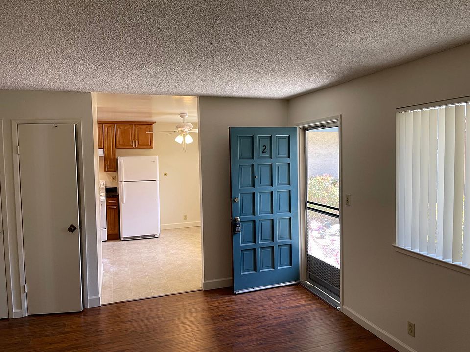 1st image of 1242 W McKinley Ave #2