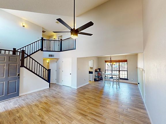 5th image of 3812 Basswood Dr