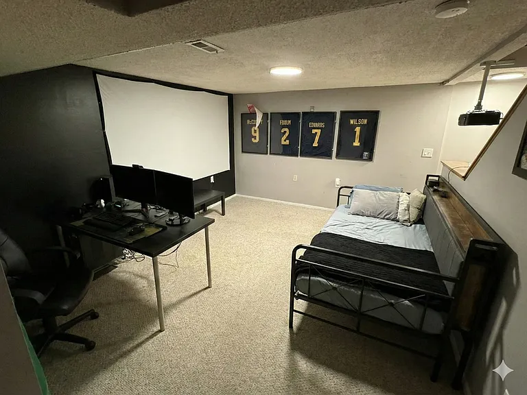5153 Singleton Dr #44B — Photo 4