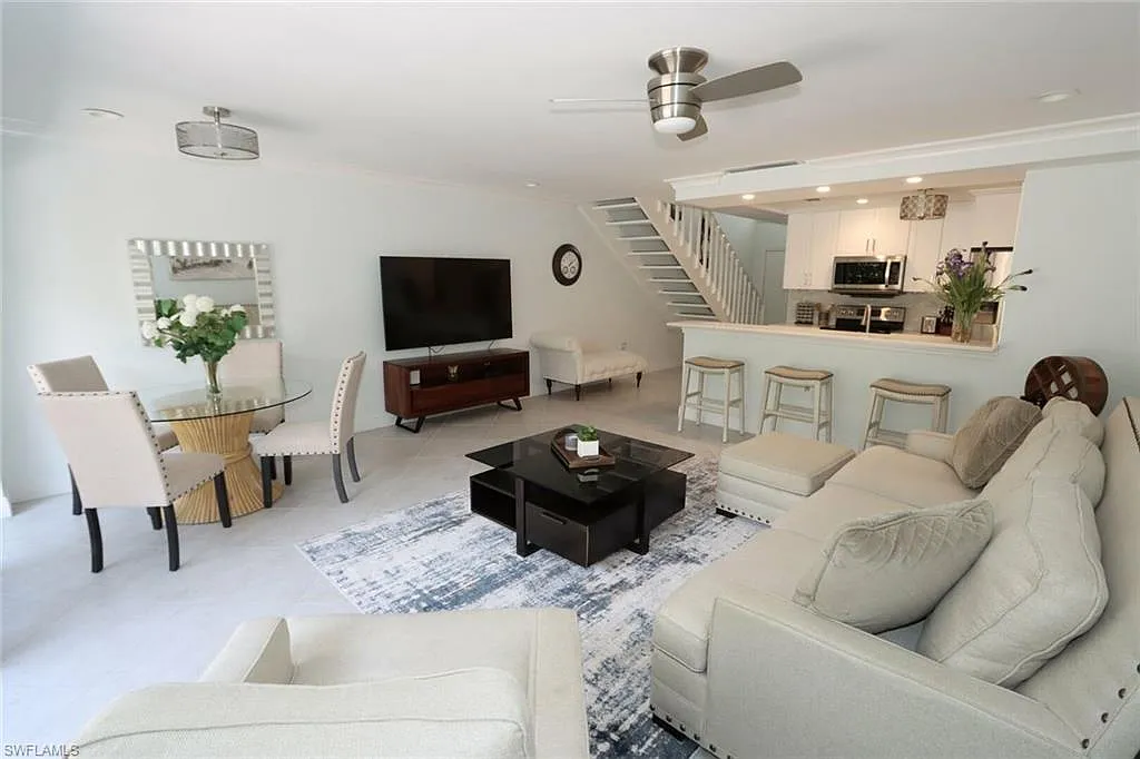 2 bed, 2.0 bath, 1450 sqft, $5,900 — Photo 1