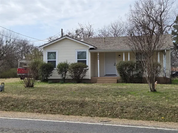 404 S Pecan St, Bells, TX 75414