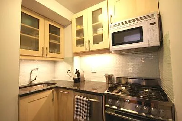 Sold by Corcoran | media 6