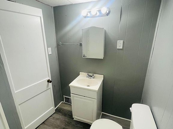 5th image of 228 E Laurel Ave #3