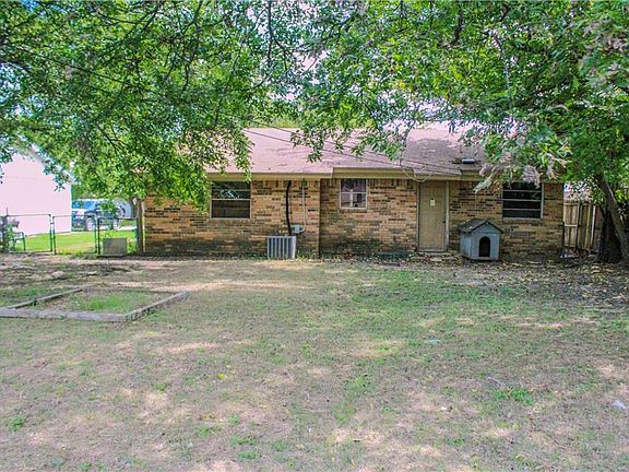 3rd image of 1621 Avenue A