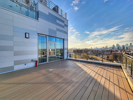 Rented by Modern Spaces | media 8