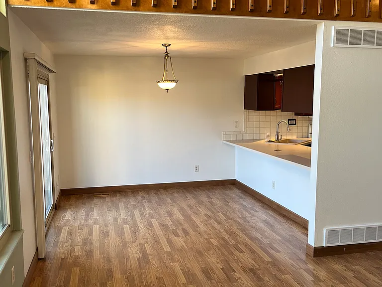 3952 E Weaver Ave — Photo 5