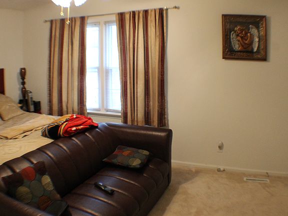 Bedroom 1-1_07152014