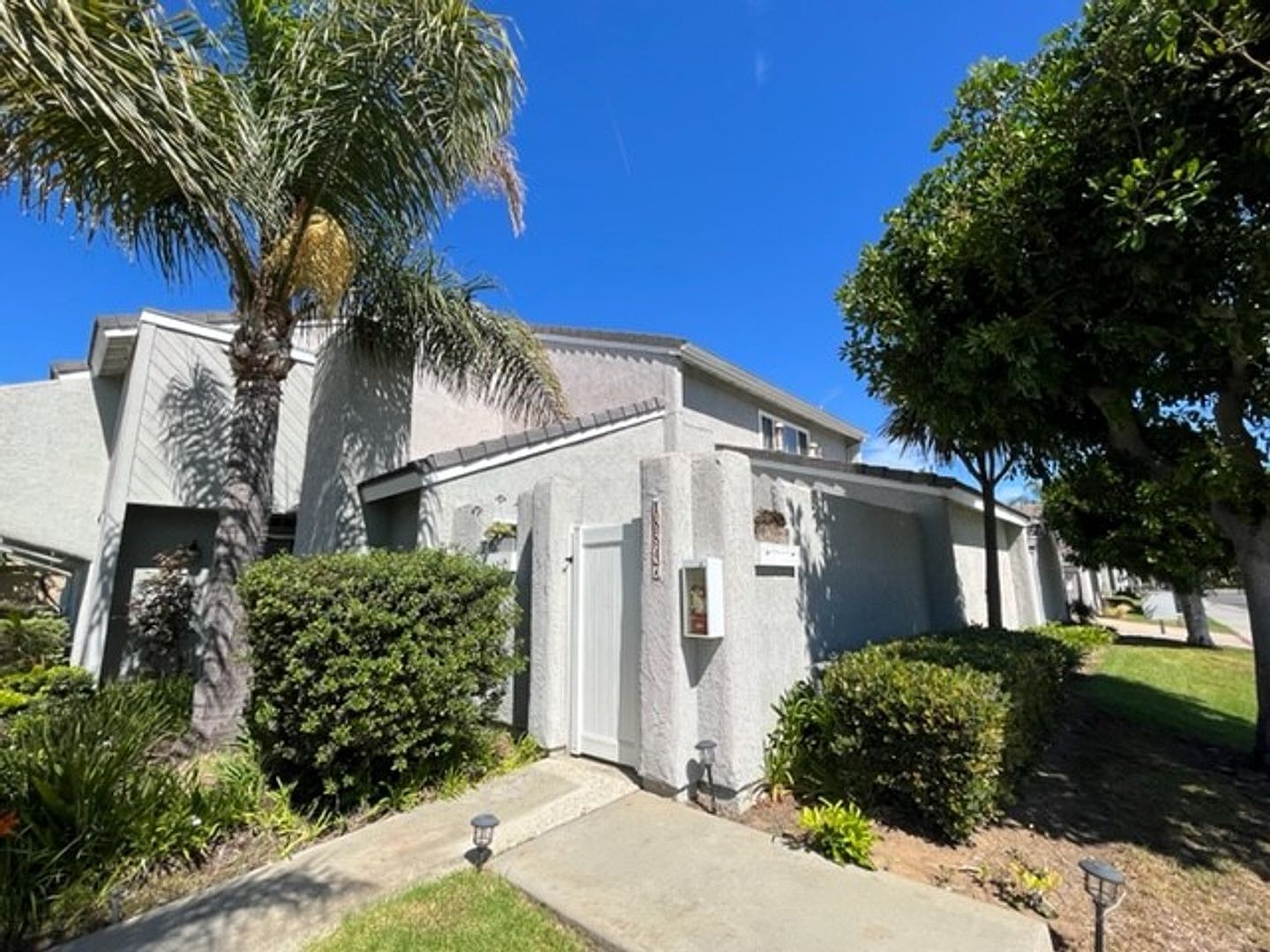 18847 Lister Ln, Huntington Beach, CA 92646 | Zillow