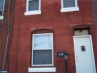 2nd image of 1729 Blair St