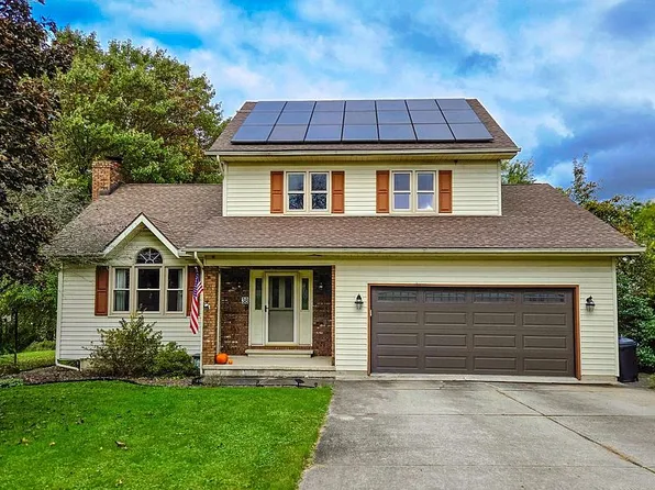38 10th St, Du Bois, PA 15801