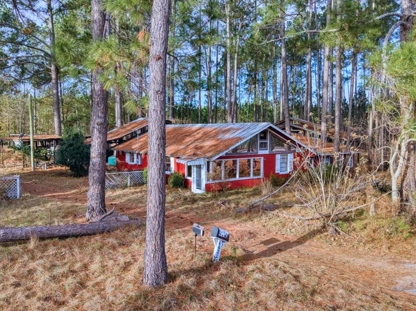 4421 Albert Rahn Rd, Glennville, GA 30427