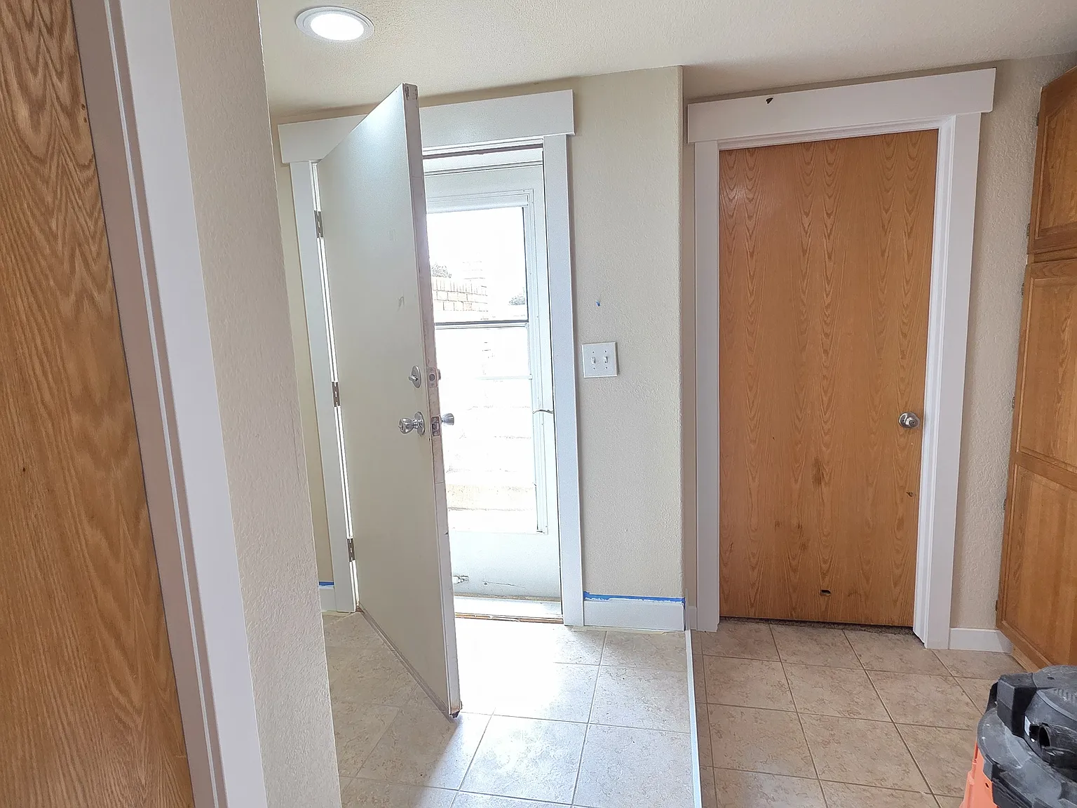 2 bed, 1200 sqft, $1,350 — Photo 2