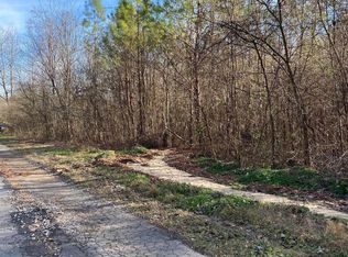 25 Lake Dr, Scottsboro, AL 35769