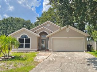 1050 Pineview Ct, Apopka, FL 32712