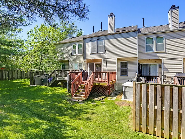 8000 Brightlight Pl — Photo 34